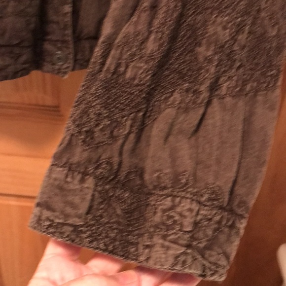 Chico’s Chocolate Brown Jean Style Jacket with Textured Quilt Stitching - Picture 6 of 9